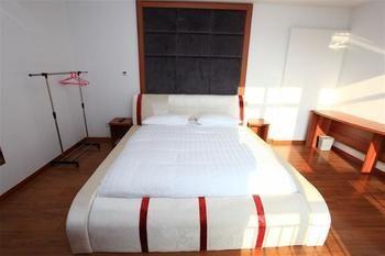 Qingdao Yihe Meijia Hotel Hengdan Exterior foto